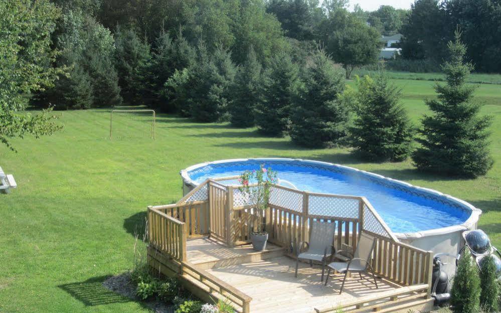 Auberge - Motel Le Pigeonnier Farnham Dış mekan fotoğraf